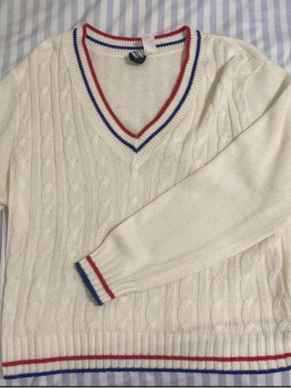 H&M Cream Cable-Knit V-Neck Sweater with Red & Blue Trim